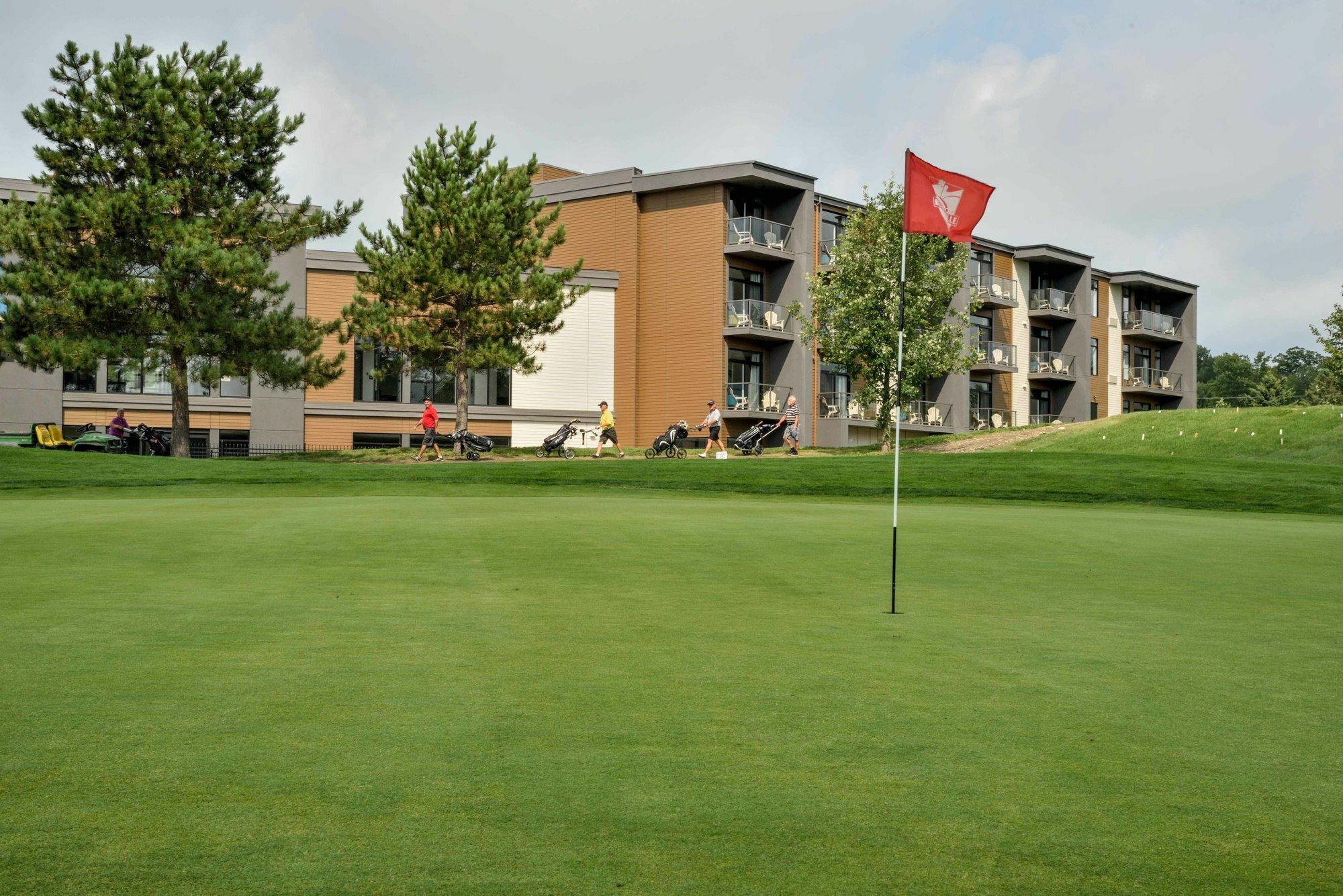 Hotel La Cache Du Golf Beauceville Exterior foto